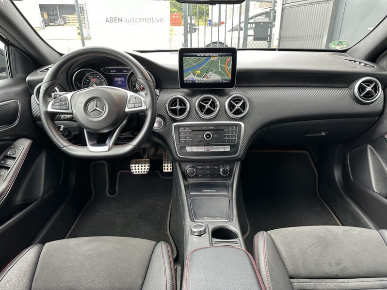Mercedes-Benz A-Klasse 180 Business Solution AMG automaat (NAVI|18″|CAMERA|FULL LED) full